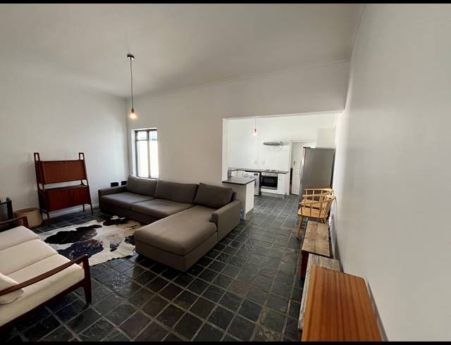 2 BEDROOM FREEHOLD RENTED IN WOODSTOCK